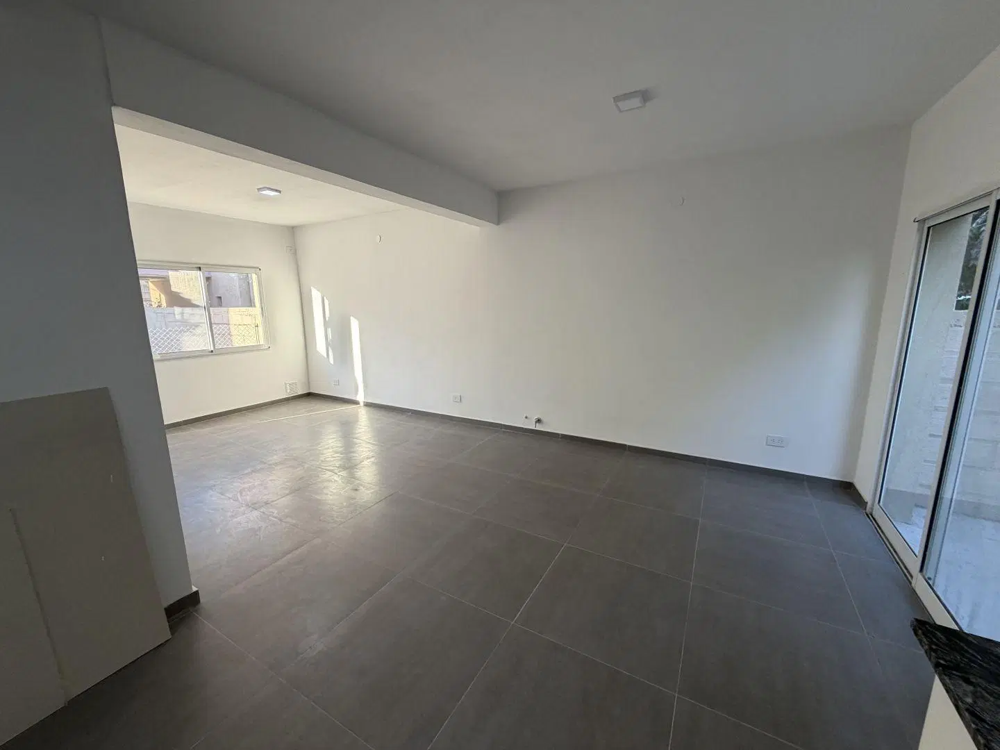 ALQUILER CASA DUPLEX 2 DORMITORIOS ESTRENAR FUNES 2
