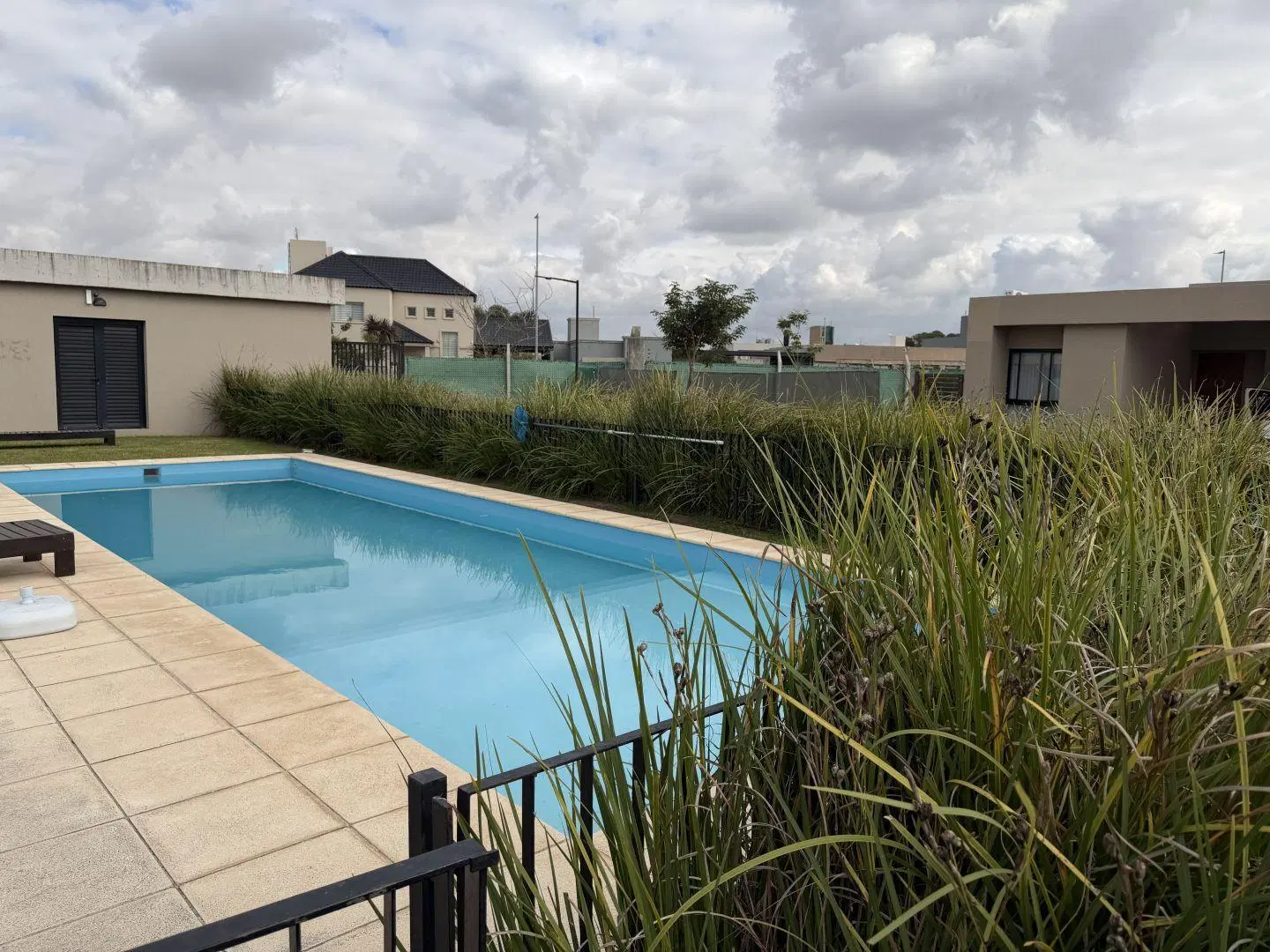 Venta casa 3 dormitorios Condominio Don Mateo Funes 5