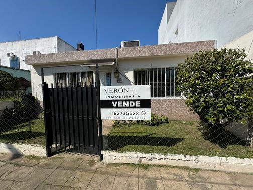 CASA LOTE MULTIFAMILIAR VENTA VILLA TESEI HURLINGHAM