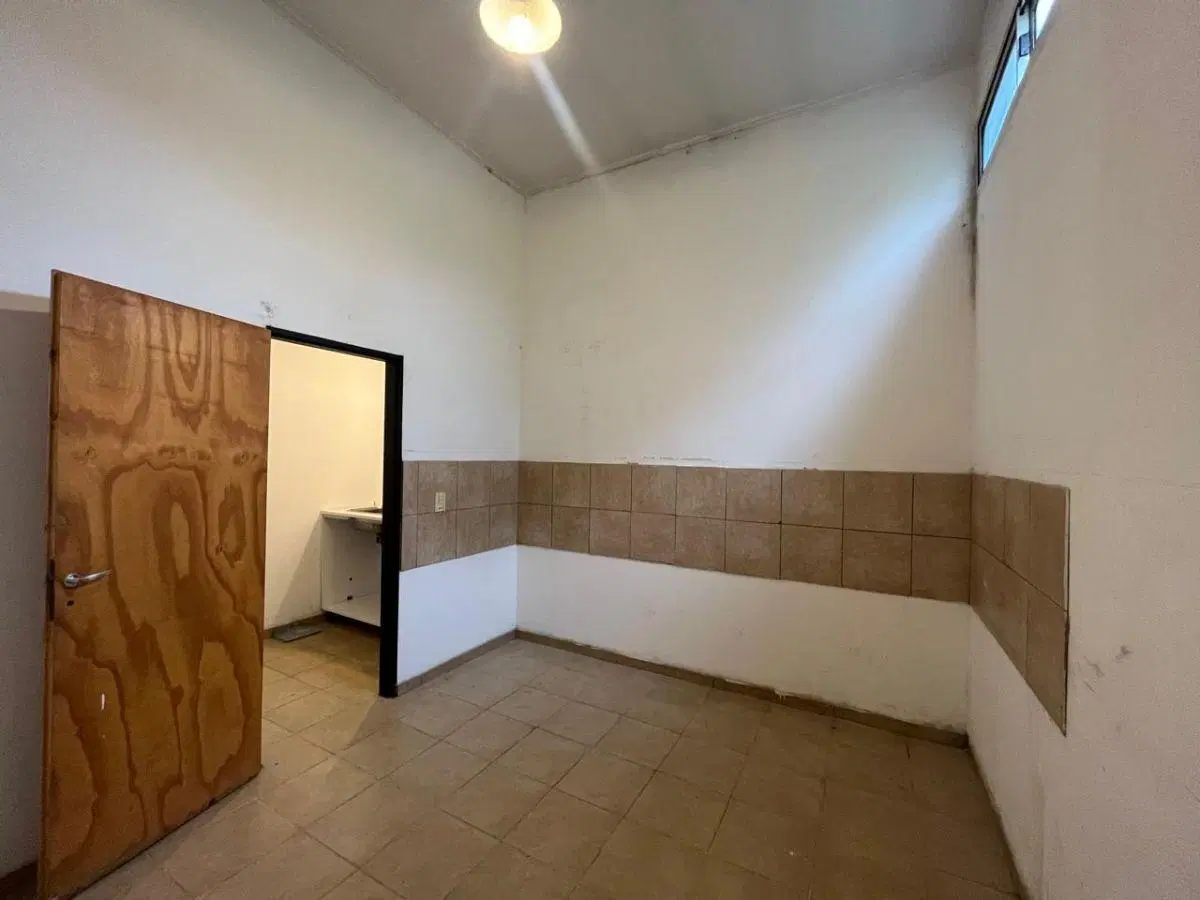 LOCAL ALQUILER EL TALAR TIGRE 3