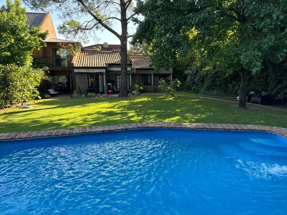CASA VENTA EL TRIANGULO DON TORCUATO TIGRE 4