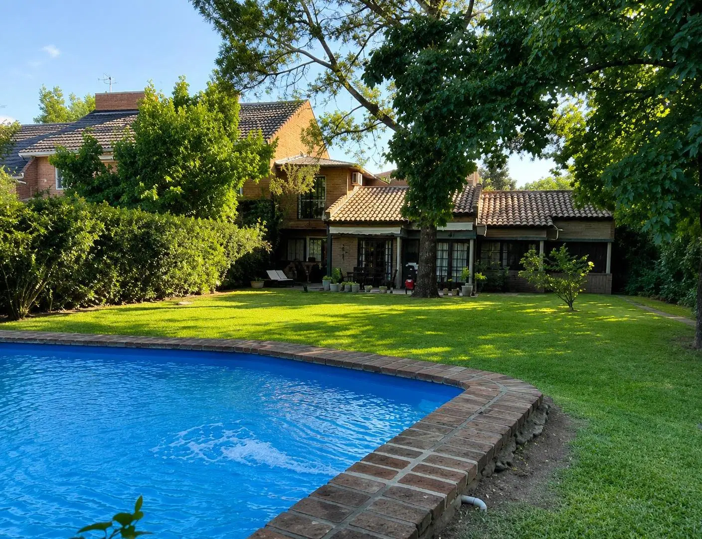 CASA VENTA EL TRIANGULO DON TORCUATO TIGRE 2