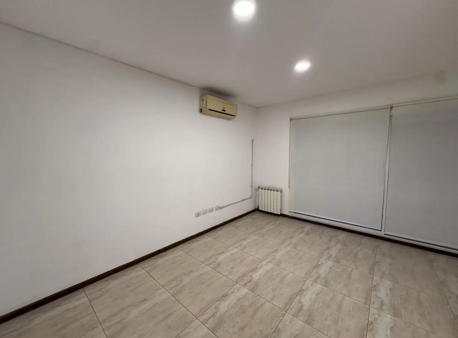 Alquiler Departamento 2 Ambientes con Jardin y Cochera 3