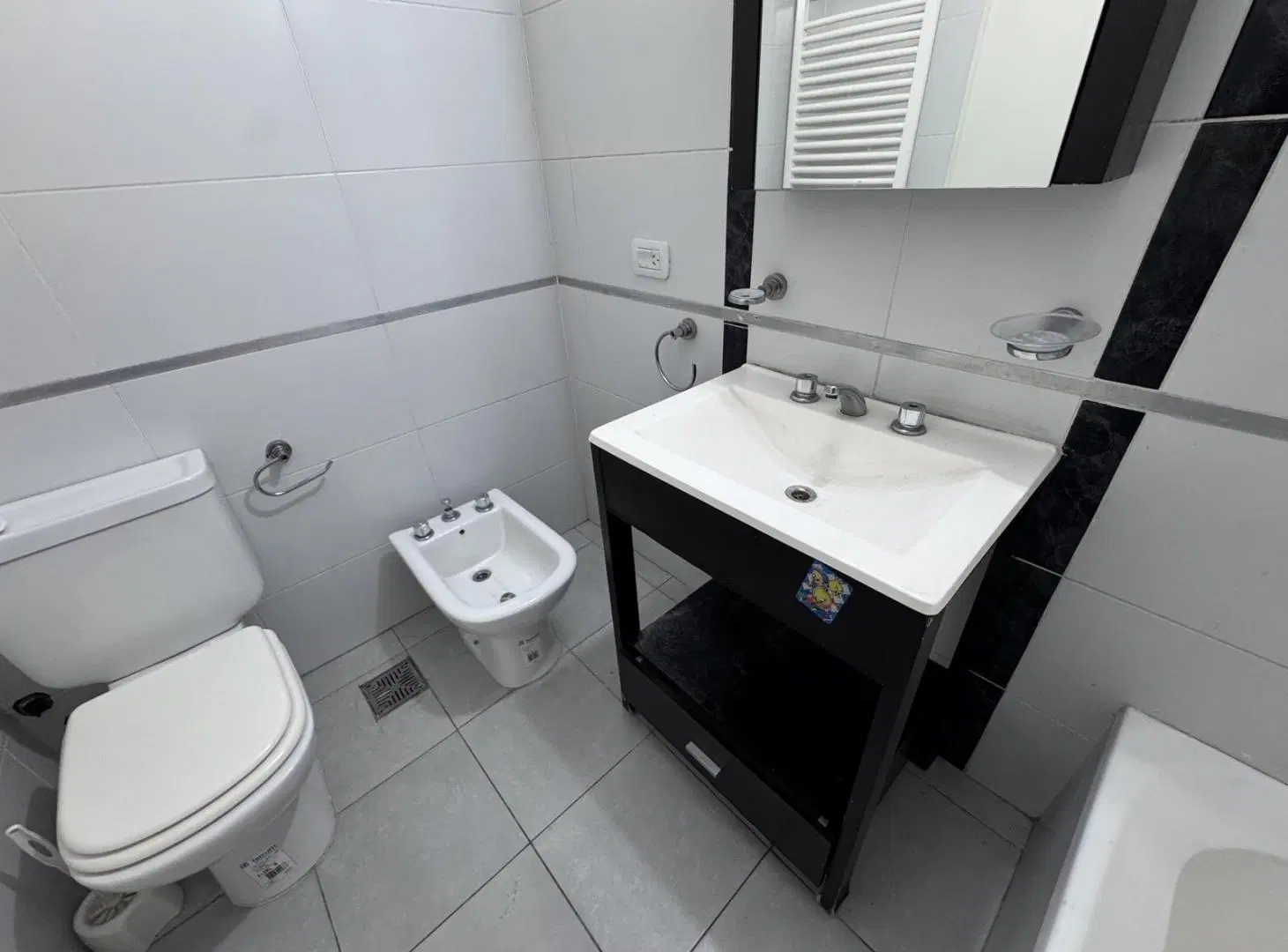 Alquiler Departamento 2 Ambientes con Jardin y Cochera 2