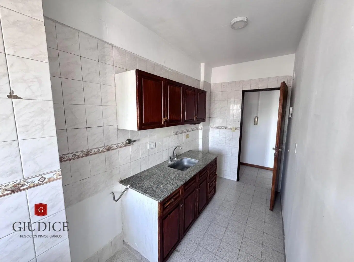 OPORTUNIDAD DEPARTAMENTO 3 AMBIENTES CON COCHERA 3