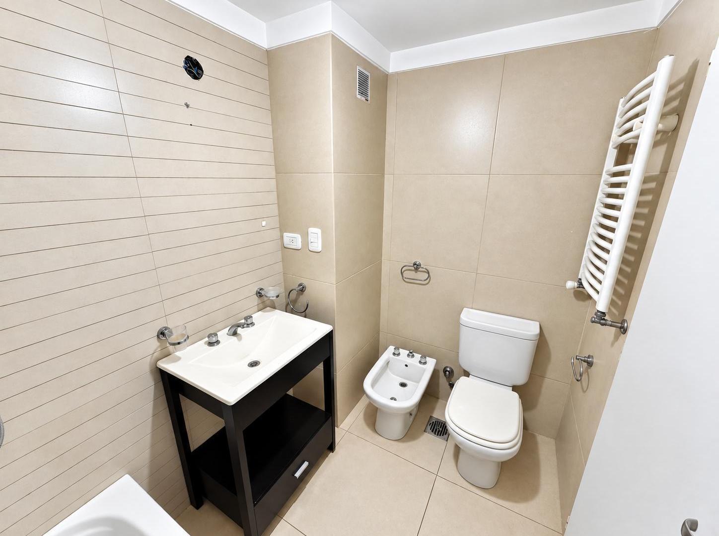 Foto de Alquiler Departamento 2 Ambientes, con balcón, cochera y baulera, imagen 4