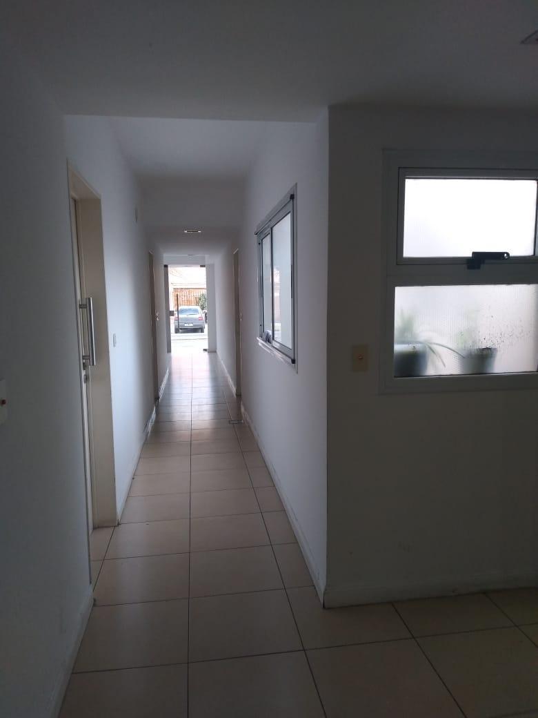 Foto de Alquiler Departamento 2 ambientes sin cochera, con pileta, imagen 4
