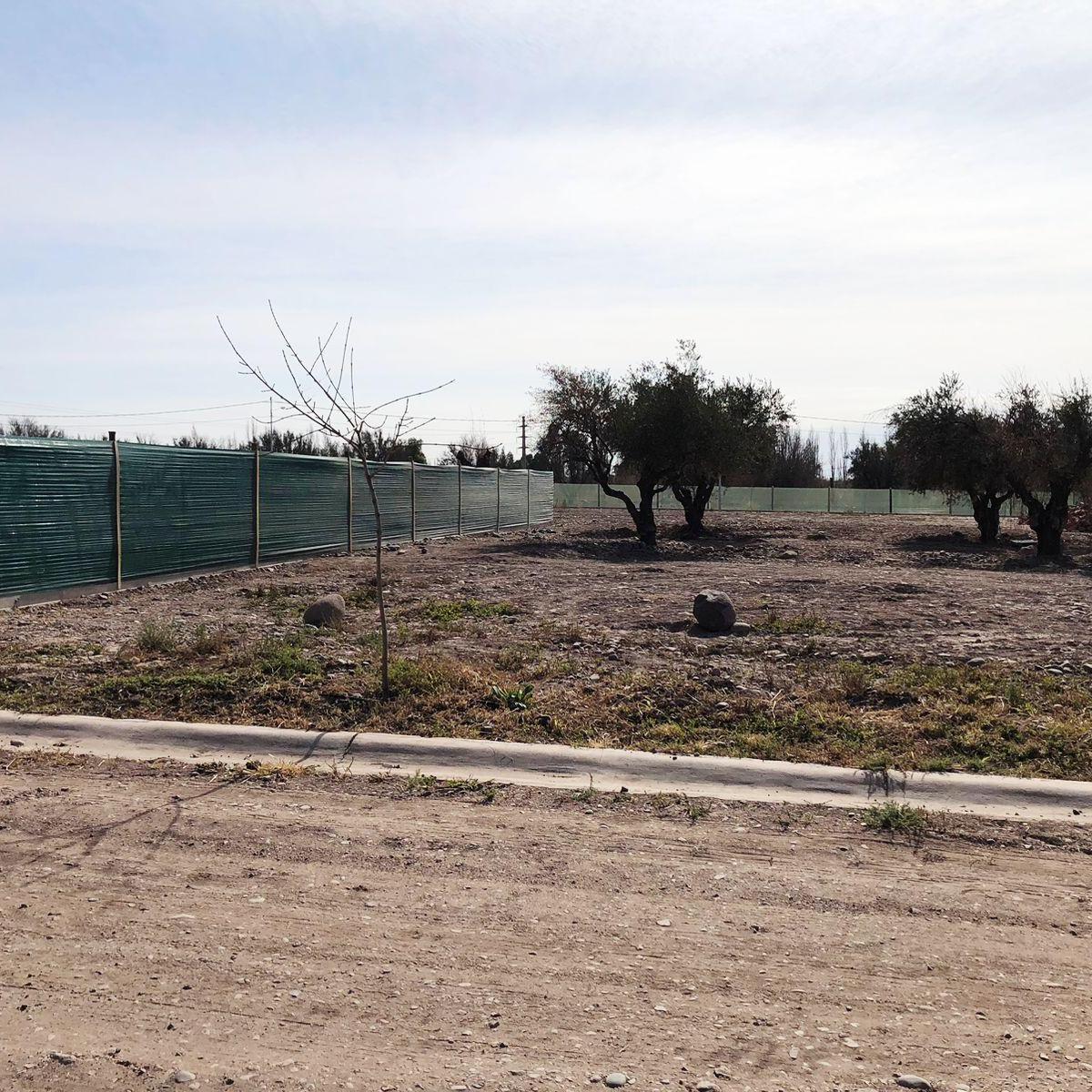 Morro Inmobiliaria / Vende Lote en Barrio Privado 3