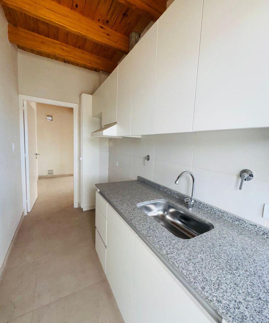 Foto de Morro Inmobiliaria / Vende Departamento a Estrenar en Godoy Cruz, imagen 1