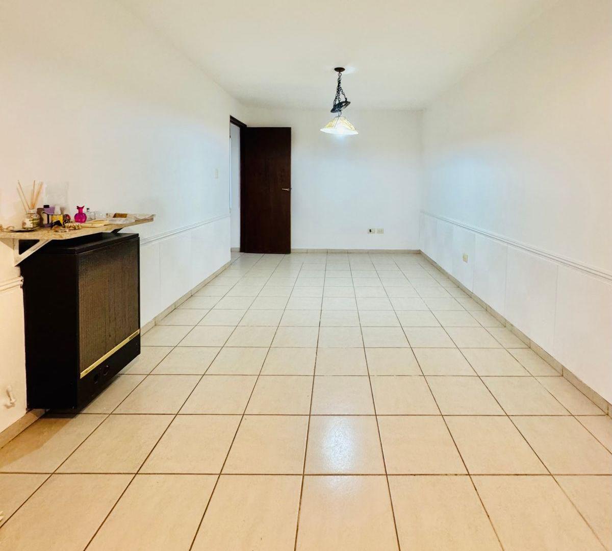 Foto de Morro Inmobiliaria / Vende Inmueble en Bº Santa Ana - Guaymallén, imagen 4