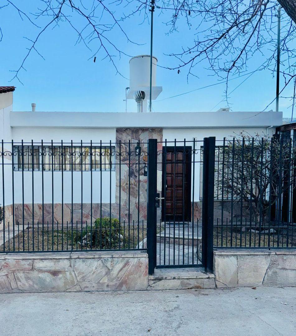 Foto de Morro Inmobiliaria / Vende Inmueble en Bº Santa Ana - Guaymallén, imagen 5