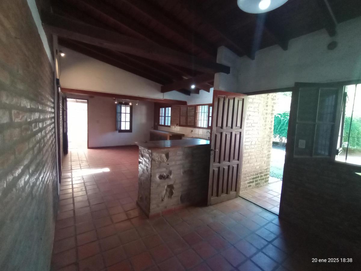 Foto de OPORTUNIDAD VENDO CASA APTO CREDITO TALAR DE MENDIOLAZA, imagen 2