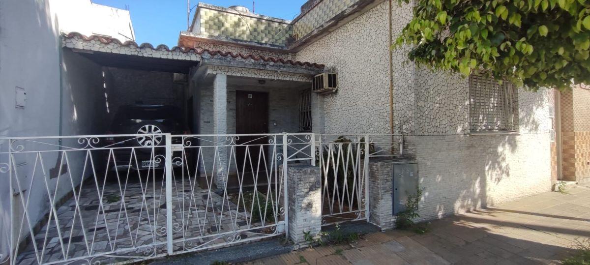 CASA EN VENTA JARDIN Y QUINCHO