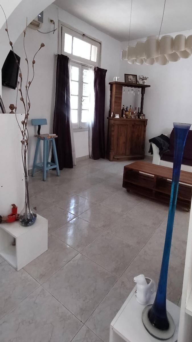 Hermosa casa de 5 ambientes en venta 