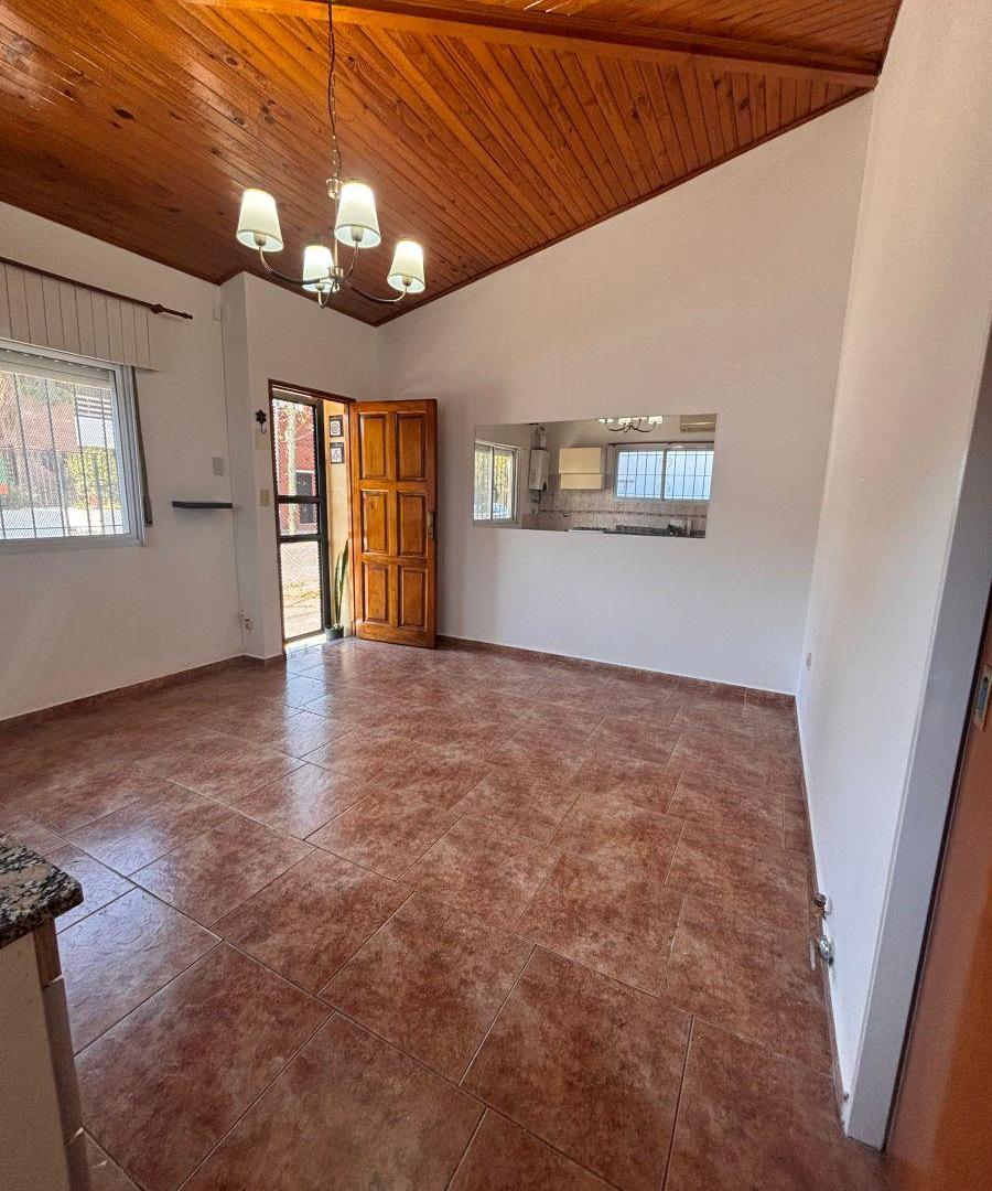 Foto de Departamento de 2 ambientes en alquiler en Valentín Alsina, imagen 5