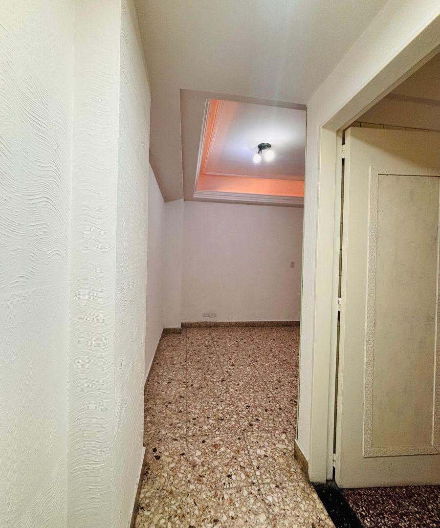 Foto de Departamento de 2 ambientes en alquiler en Lanus, imagen 3