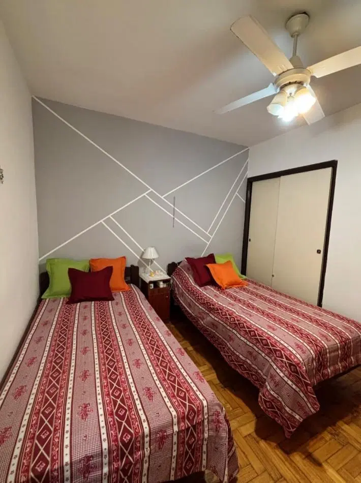 DEPARTAMENTO DE 2 AMBIENTES CON BALCON A LA CALLE EN ZONA ALDREY 5