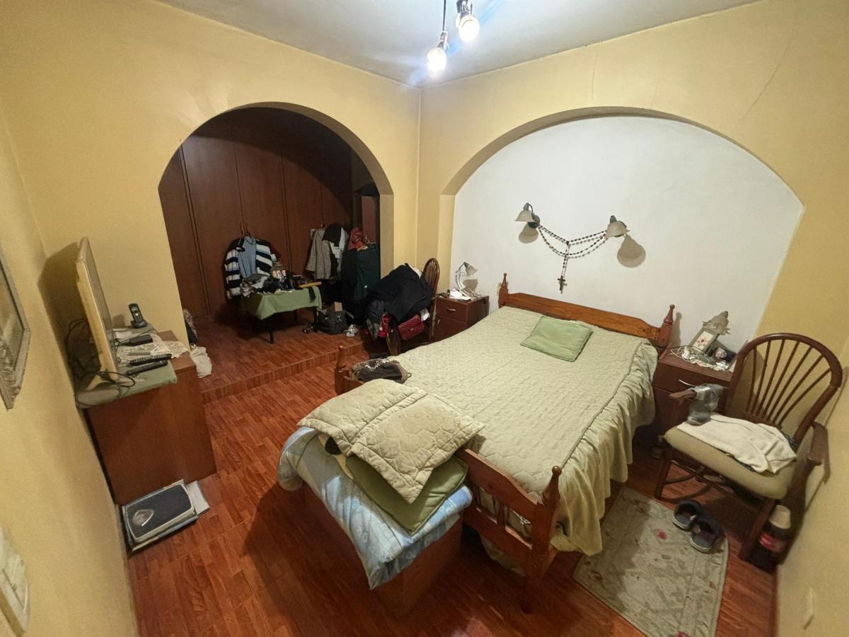 Impecable Chalet,5 Dorm.,3 Baños, Quincho, Patio - Morón Centro, Zona Oeste 5