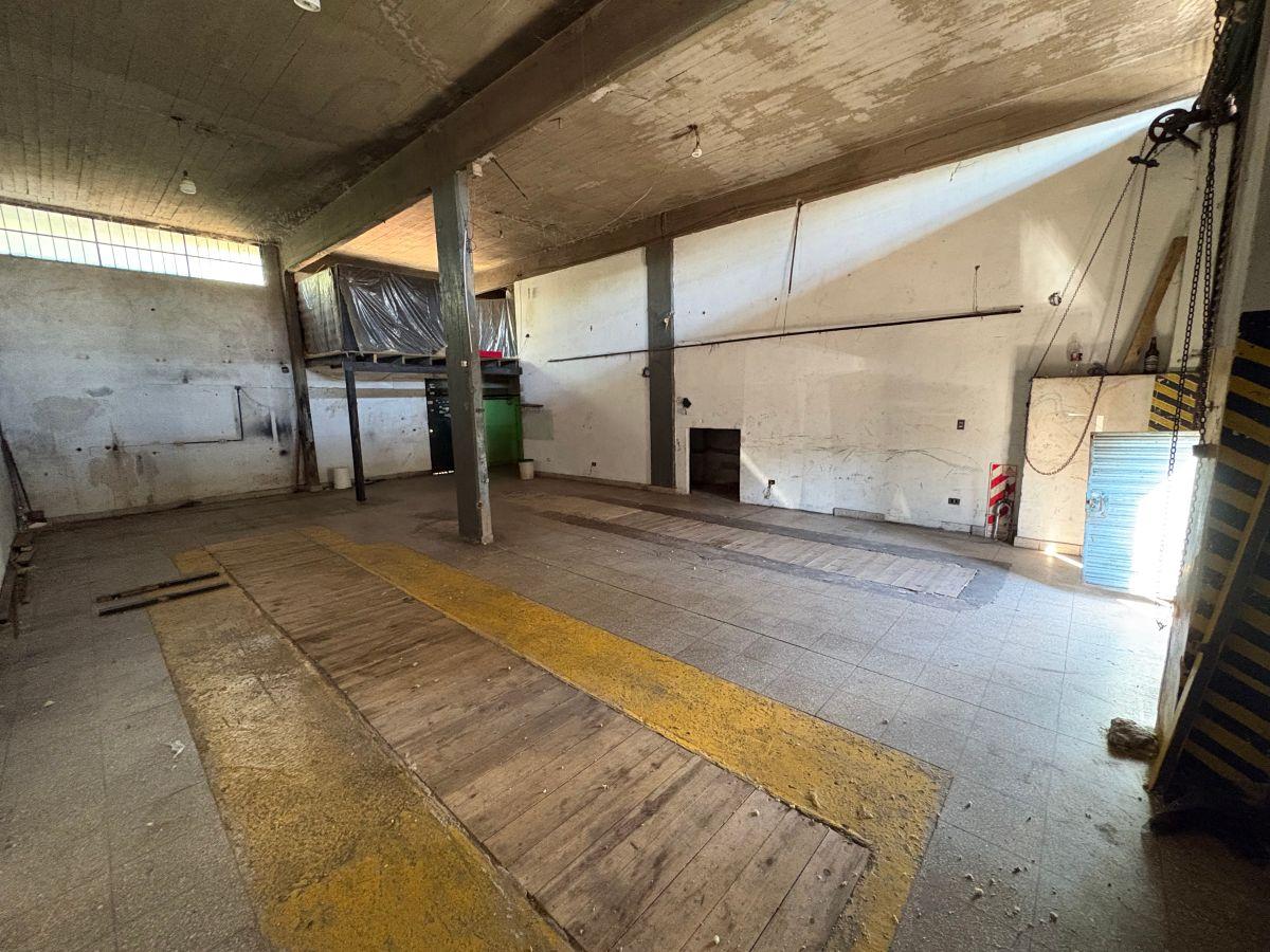 Foto de Local Comercial en Alquiler - 80m2 - Excelente ubicación - Morón Sur, imagen 4