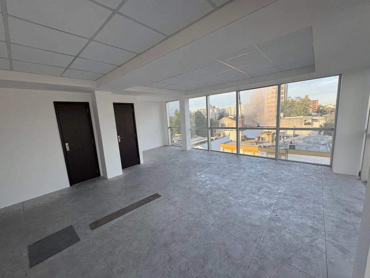 Oficina Comercial en Venta - Morón Premium - Apto Crédito - 2 Baños - Cochera - Morón Centro 4