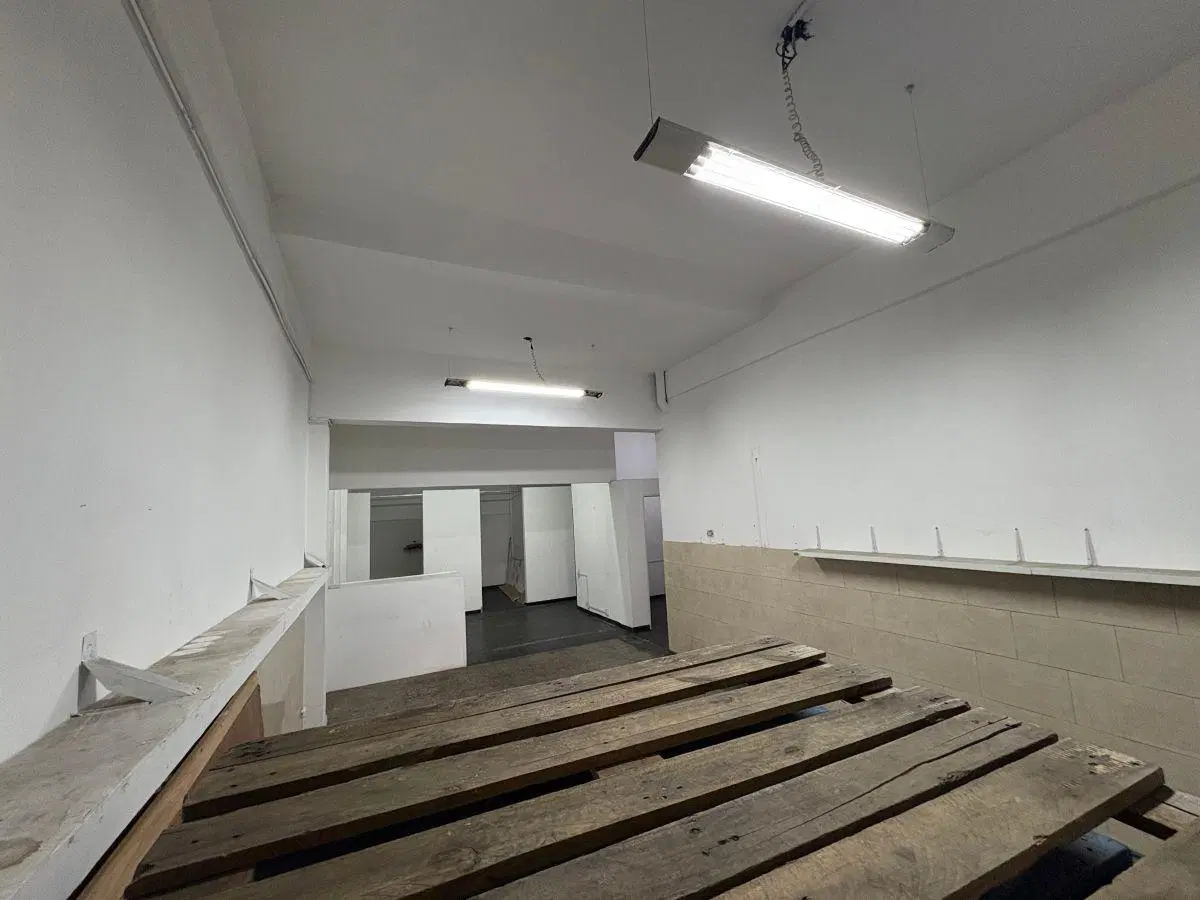 Local Comercial en Alquiler - 77m2 - Excelente Ubicación - Morón Sur 4