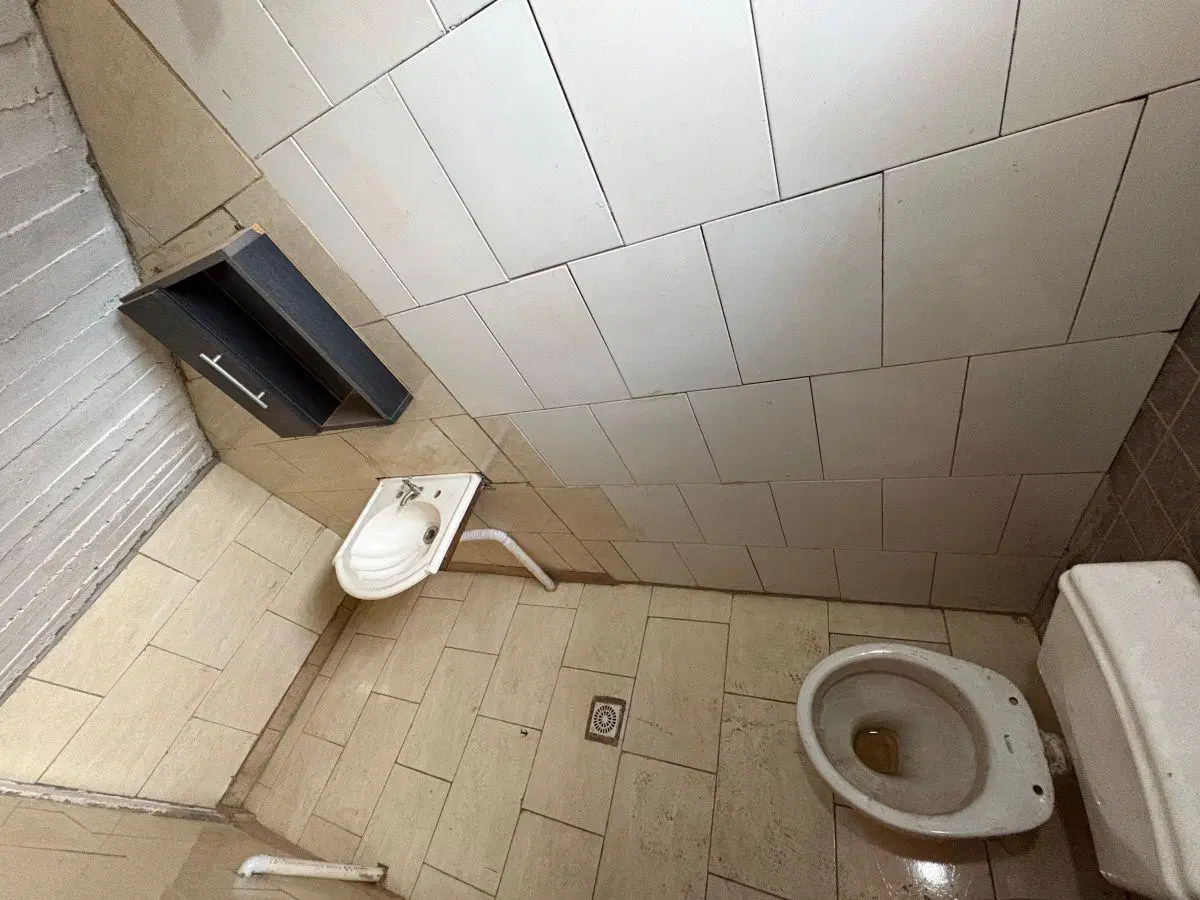 Local Comercial en Alquiler - 60m2 -Muy buena ubicación - Morón sur 5