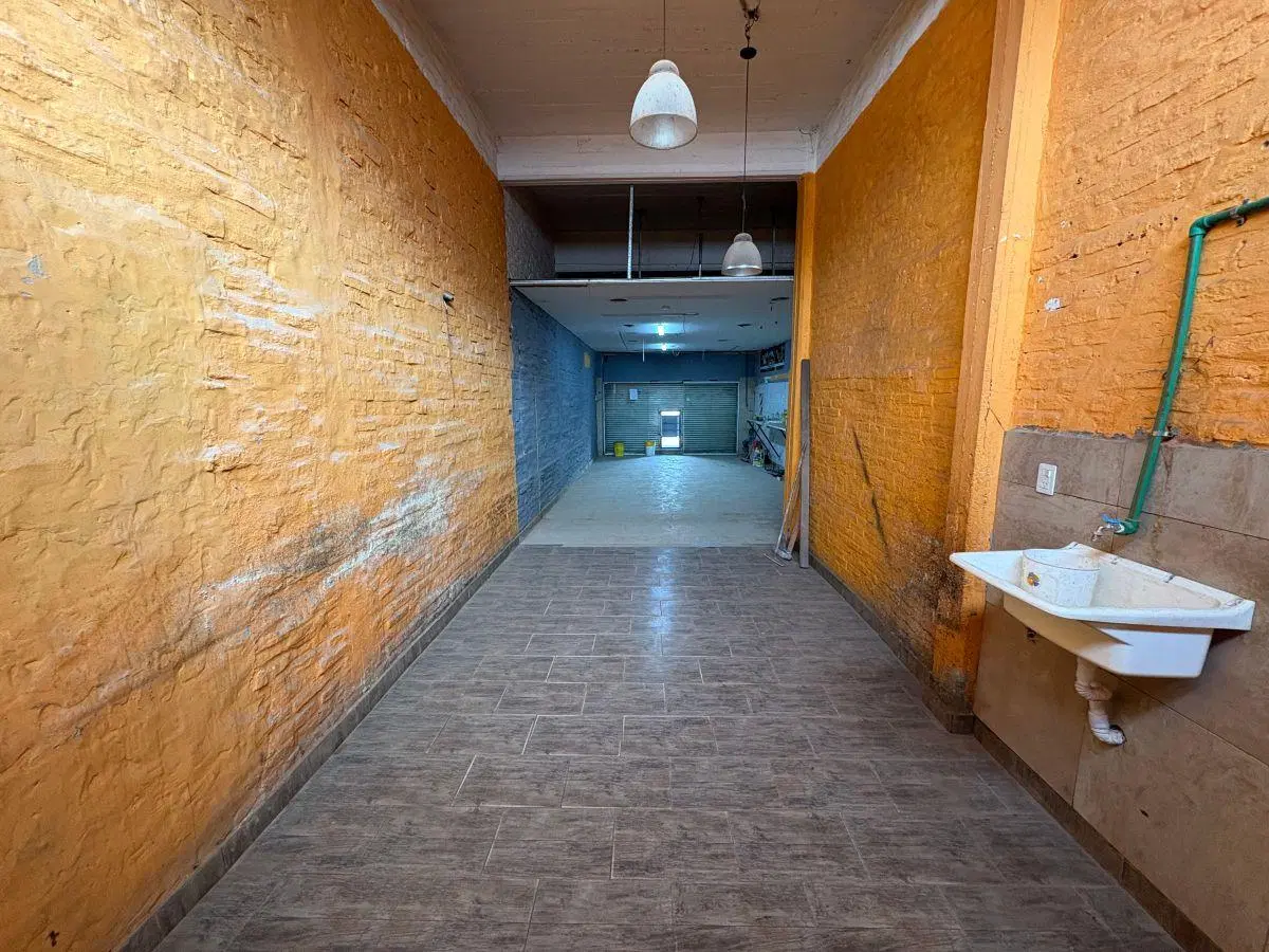 Local Comercial en Alquiler - 60m2 -Muy buena ubicación - Morón sur 3