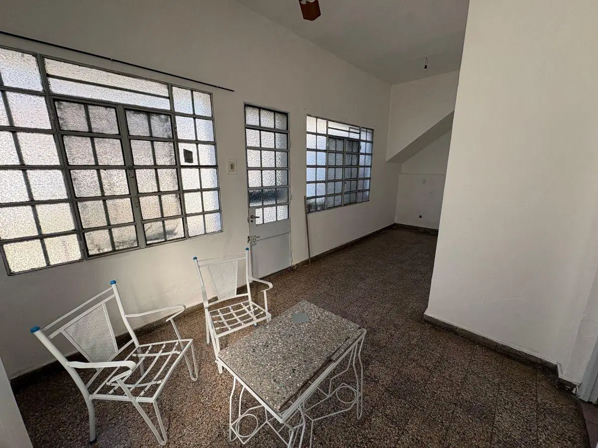 Casa 3 Ambientes en Alquiler - Cochera Cubierta - Fondo Libre - Terraza - Morón Sur 5