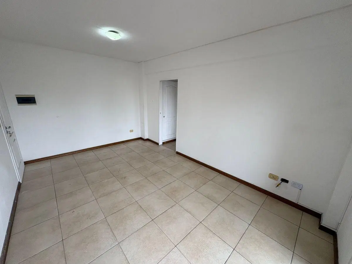 Departamento 2 ambientes en Alquiler - 40m2 - Excelente ubicación - Morón Centro 8