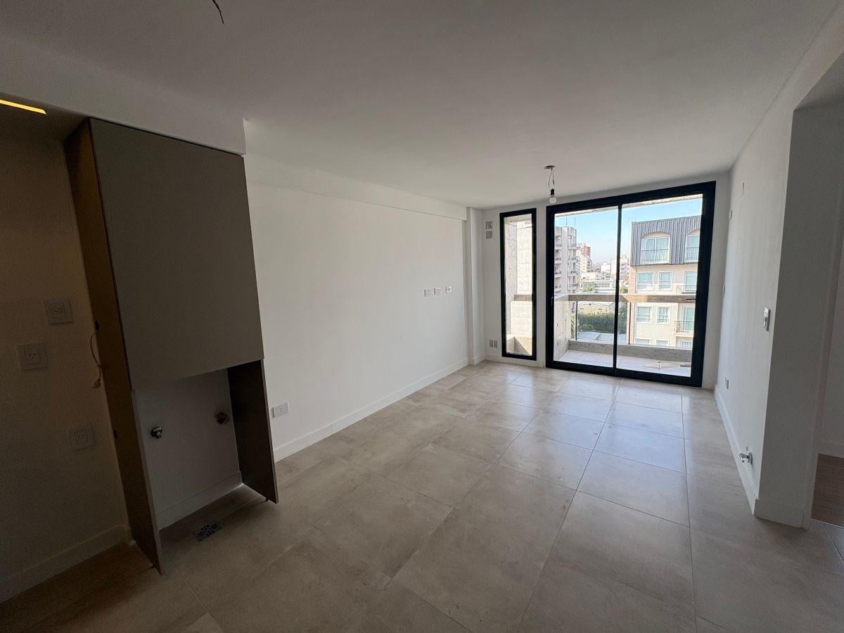 Foto de Departamento 2 Ambientes en Alquiler - A Estrenar - Detalles de, imagen 3