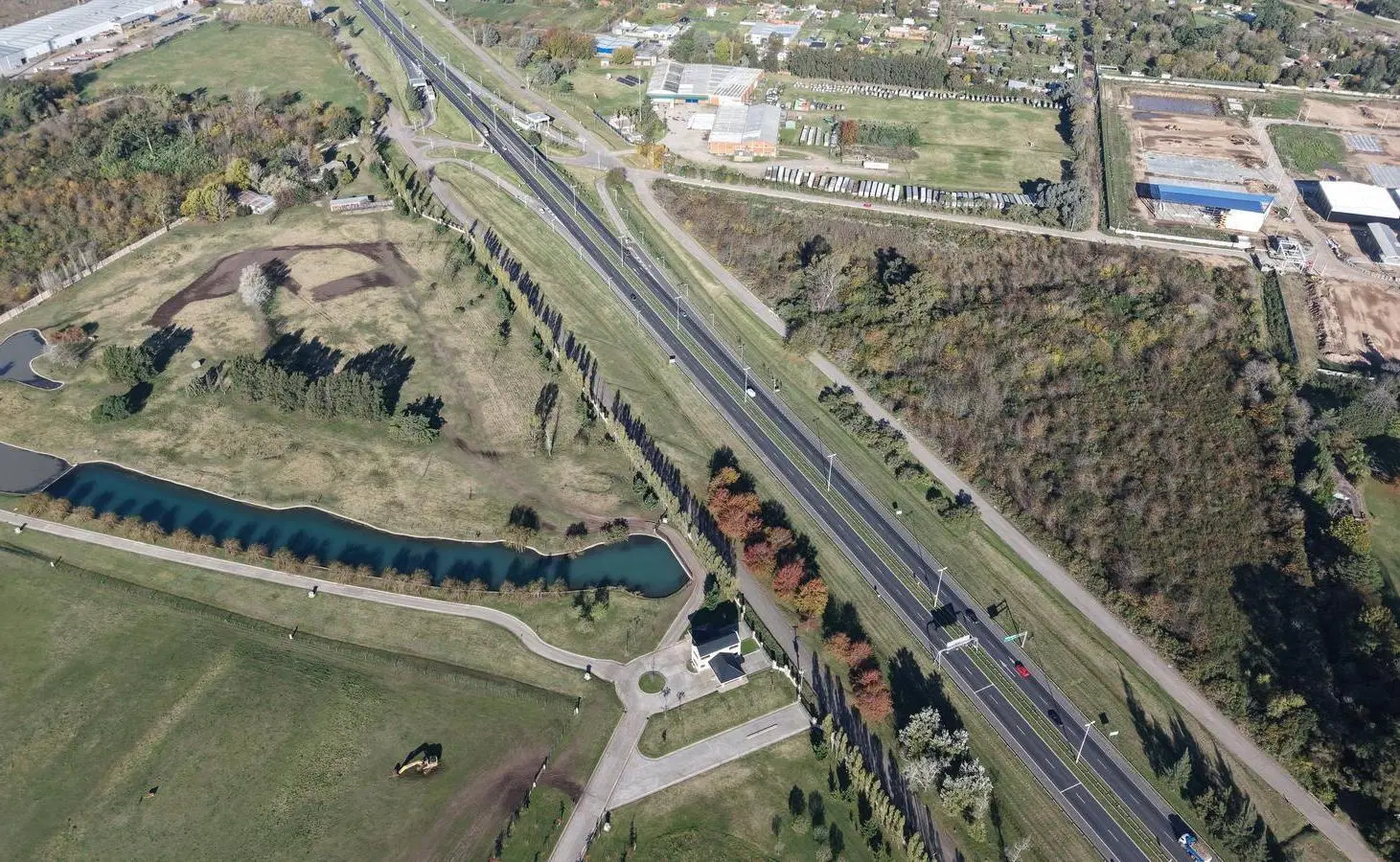 Terreno 6 hectareas en el KM 56 del Acceso Oeste 4