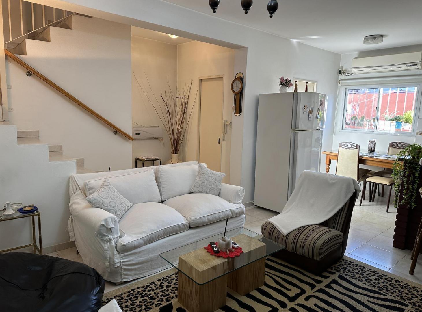 Foto de CASA VENTA LUJAN, imagen 1