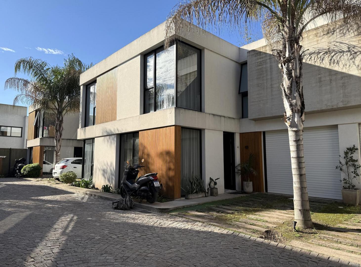 Foto de VENTA CASA PARQUE LELOIR CONDOMINIO, imagen 2