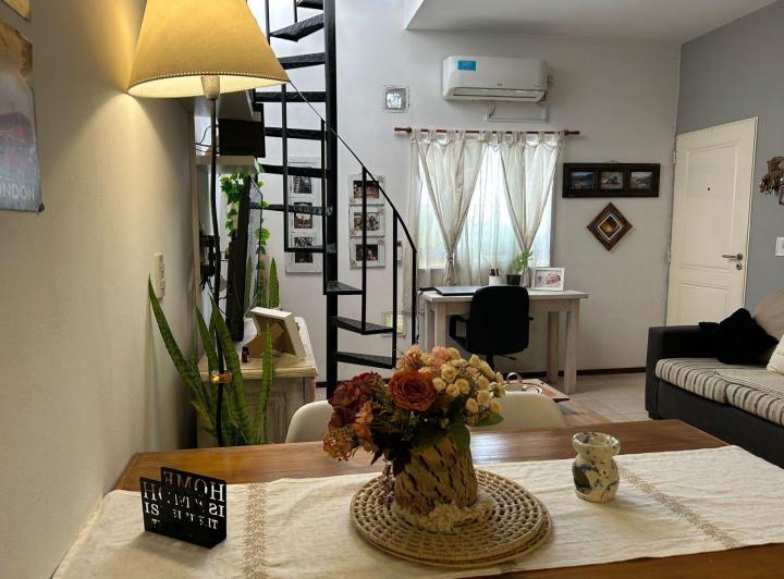 EXCELENTE DEPARTAMENTO DE DOS AMBIENTES EN BELLA VISTA 5