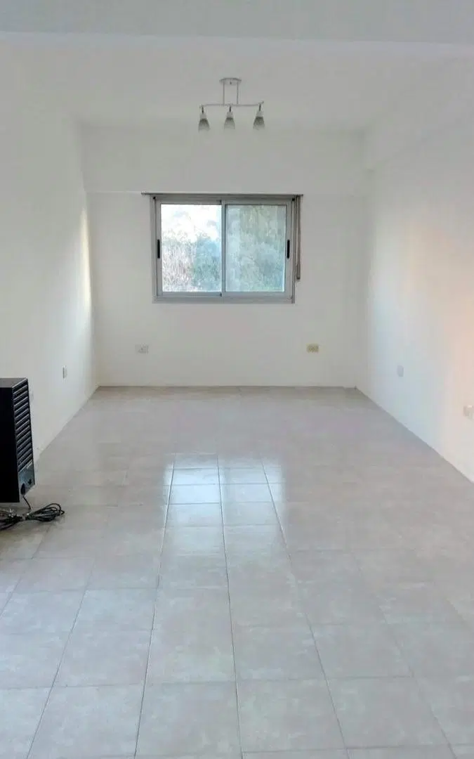 DEPARTAMENTO MONOAMBIENTE EN ALQUILER 4