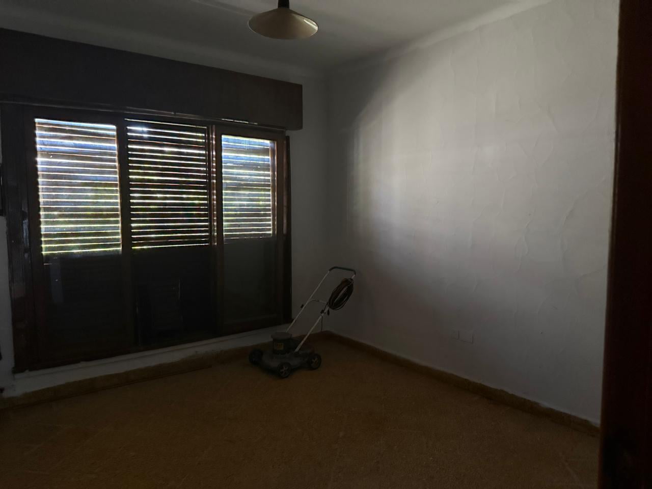 Foto de CASA EN ALQUILER CENTRO DE BELLA VISTA (VIVIENDA Y/O COMERCIAL), imagen 5