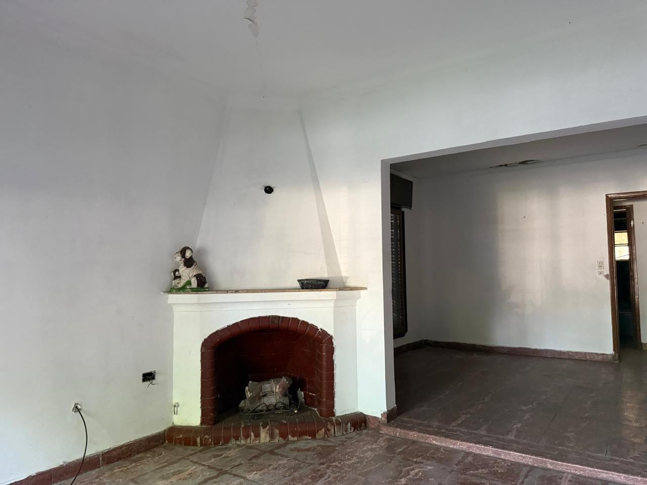 Foto de CASA EN ALQUILER CENTRO DE BELLA VISTA (VIVIENDA Y/O COMERCIAL), imagen 2