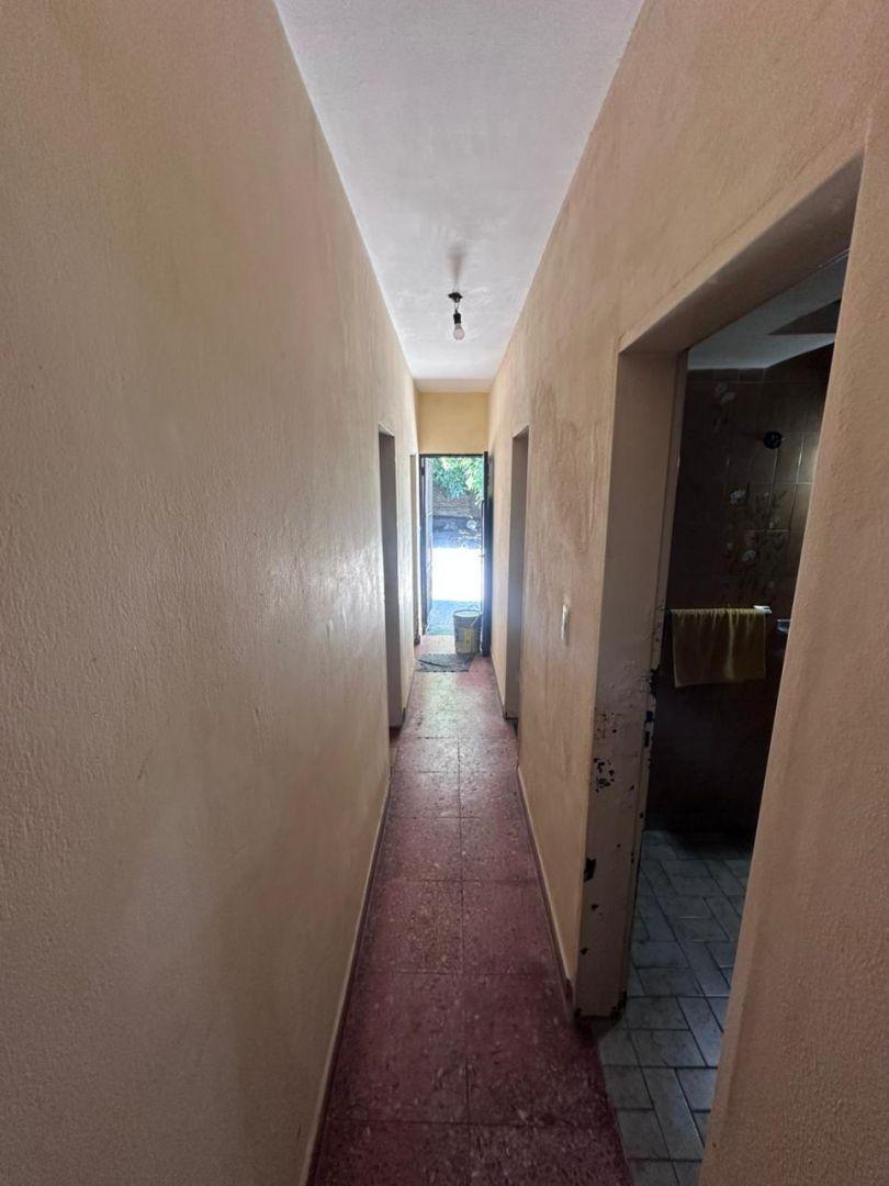 Foto de Casa 0 ambientes 3 dormitorios. | SOBERANIA NACIONAL al 5400, imagen 2
