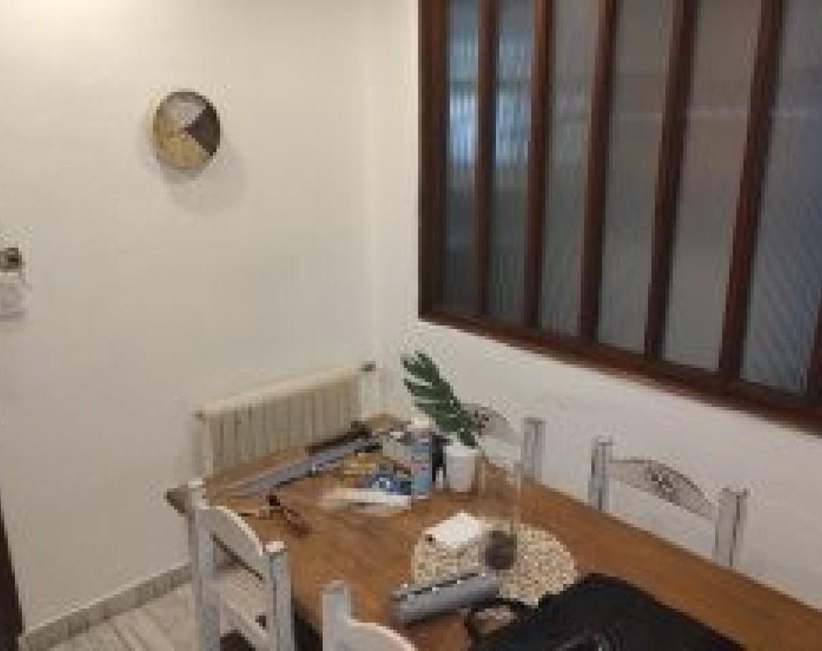Importante Propiedad de 8 Ambierntes en El Corazon de San Carlos. 5