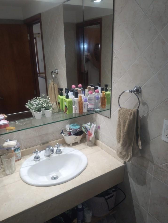 Impecable Chalet de 4 Ambientes en San Carlos. a m de Alem y El Golf. 2
