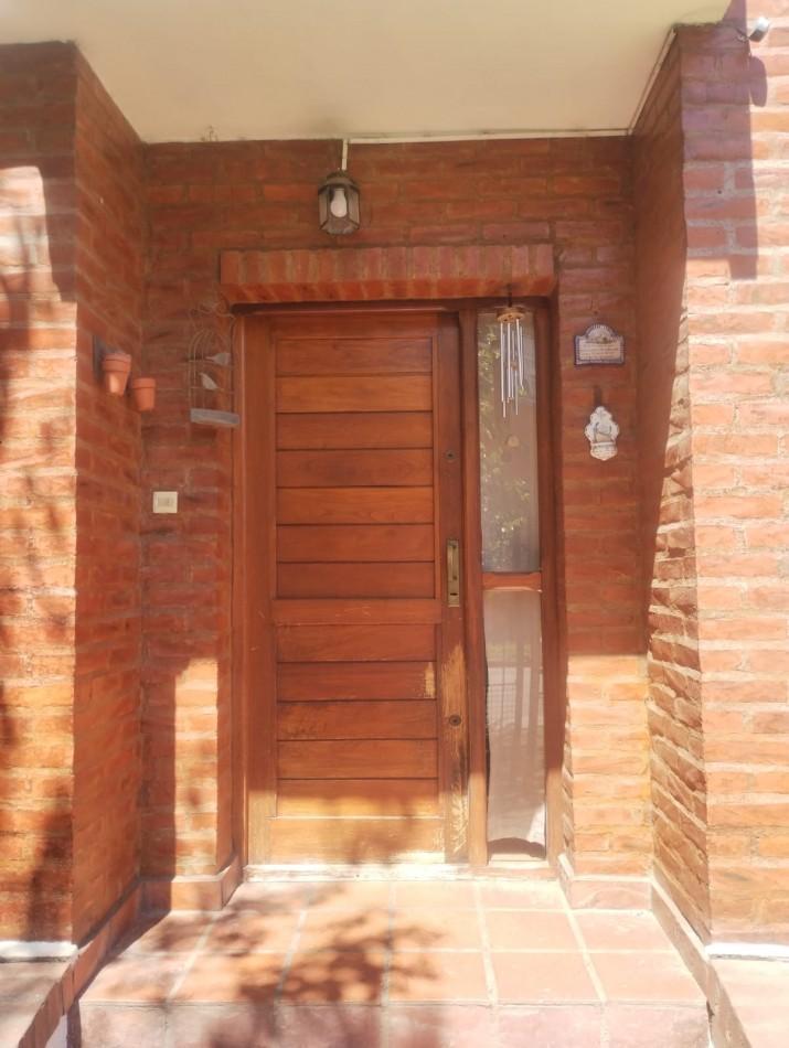 Impecable Chalet de 4 Ambientes en San Carlos. a m de Alem y El Golf. 1