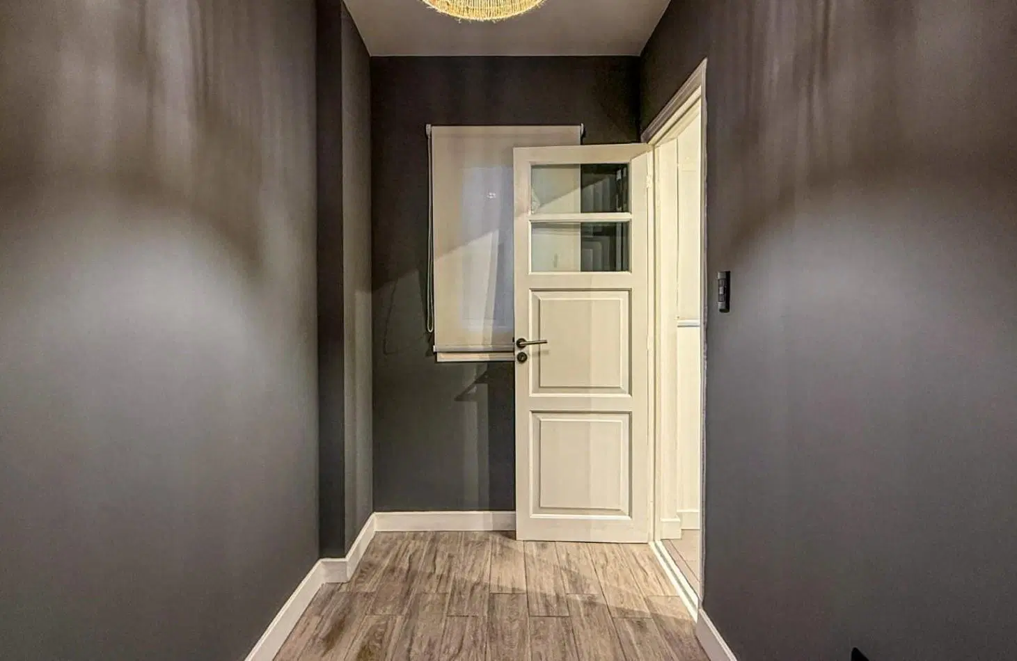 DEPARTAMENTO DE 2 AMBIENTES CON DEPENDENCIA. A LA CALLE CON BALCON. 5