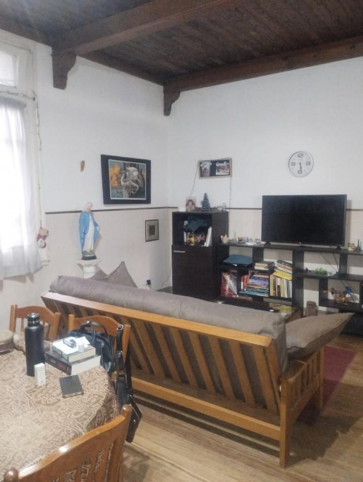 Foto de CASONA 3 AMBIENTES CON DEPENDENCIA. LA PERLA, imagen 4