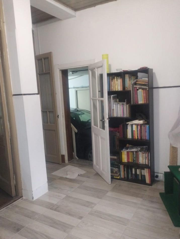 Foto de CASONA 3 AMBIENTES CON DEPENDENCIA. LA PERLA, imagen 2