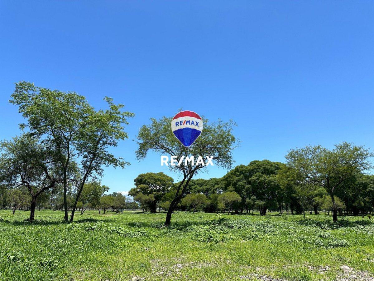 Lote en Venta La Arbolada Club de Campo 3