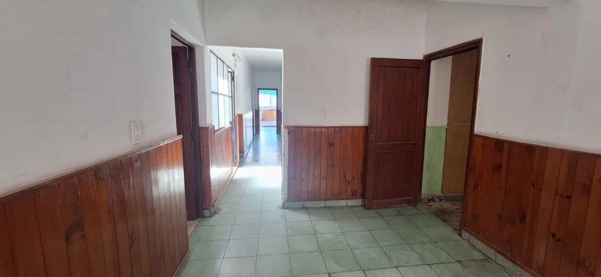 VENTA CASA MACROCENTRO 9 DORMITORIOS CON PILETA 3