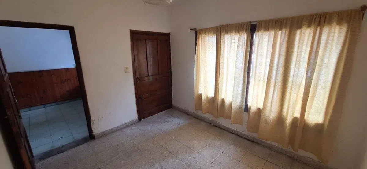 VENTA CASA MACROCENTRO 9 DORMITORIOS CON PILETA 5