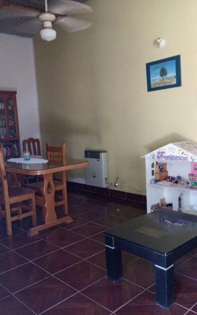 VENTA CASA B° PARQUES NACIONALES 3 HABITACIONES 4