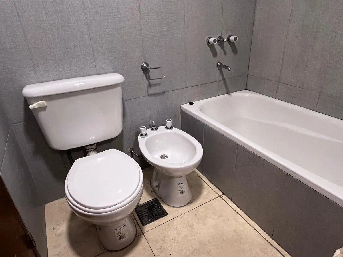 VENTA MONOAMBIENTE AMPLIO CON VISTA,MACROCENTRO 3