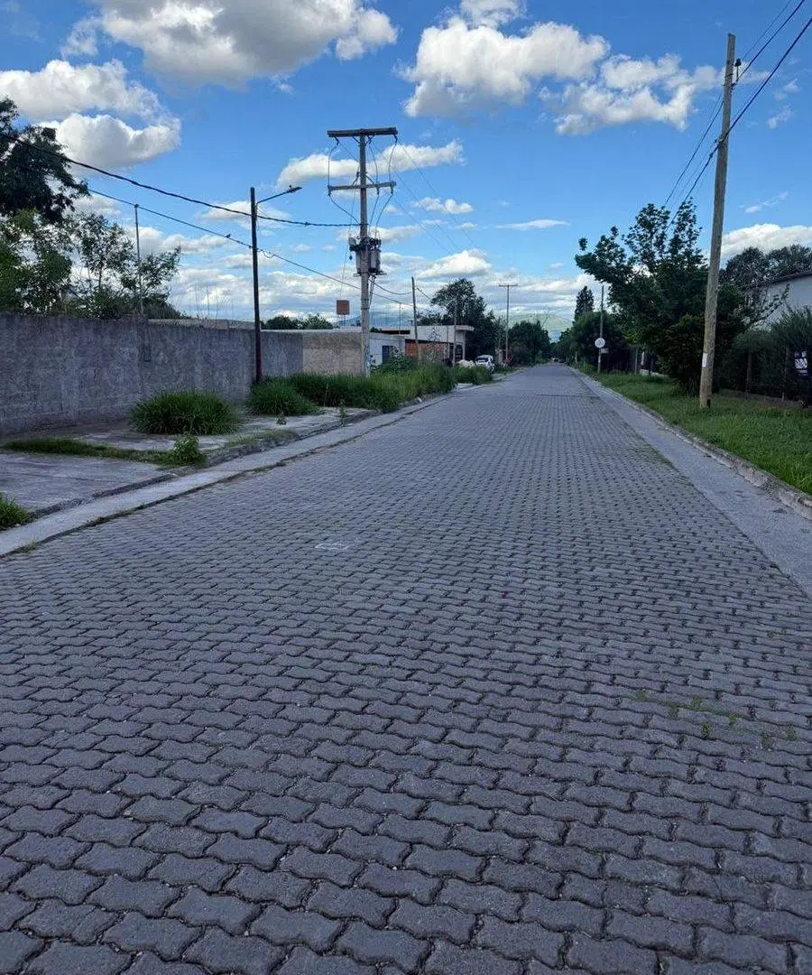 VENTA TERRENO ZONA SUR CON MENSURA PARA 6 LOTES 4